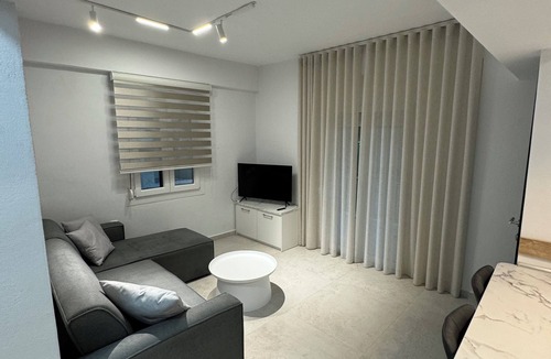 Pefkochori House | Luxurious Modern Villa