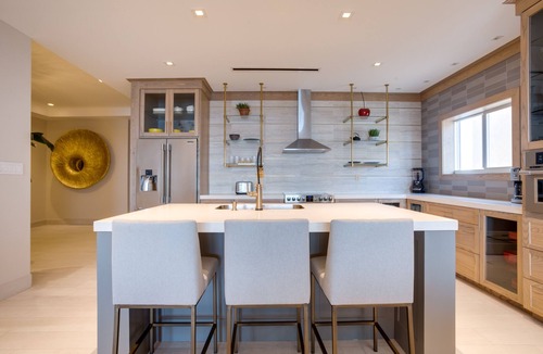 San Pedro Condo | LUXURIOUS OCEANFRONT 3 BDRM PENTHOUSE -"ONE OF A KIND", TOP AMENITIES, PRIVACY