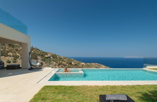 Linoperamata Villa | Luxury Villa Verde
