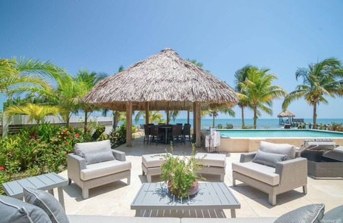 Plantation Villa | Luxury Oceanfront Villa w/2 Pools, Beach & Pier