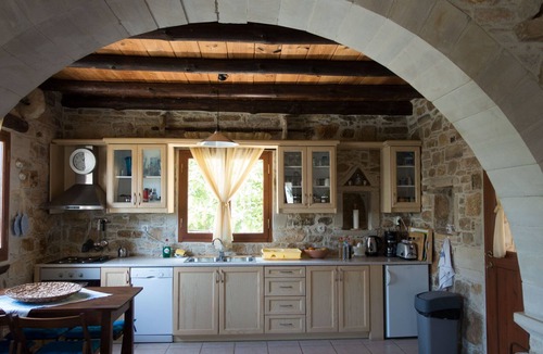 Pitsidia Villa | Luxury stone villa in South Crete, 5 persons, near the sea