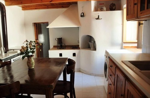 Tselendata House | LUXURY VENETIAN 18TH CENTURY STONE VILLA