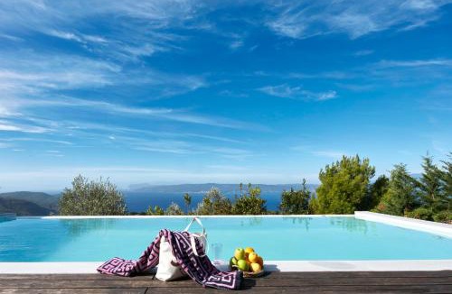 Skiathos Villa | Luxury villa in Kechria