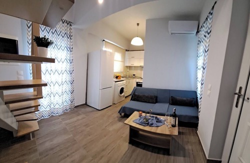 Paradisi Apartment | Lydia's Cozy House