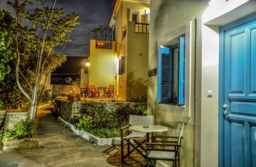 Andros Apartment | Mainades Studio - Andros Peaceful Retreat