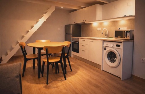Ano Siros Apartment | Mairyren luxury apartment