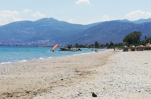 Schinias Villa | Marathon Beachside Villa 100m from the beach