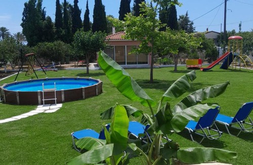 Schinias Villa | Marathon Beachside Villa 100m from the beach
