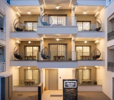 Flogita Apartment | MarAzul Luxury Suites