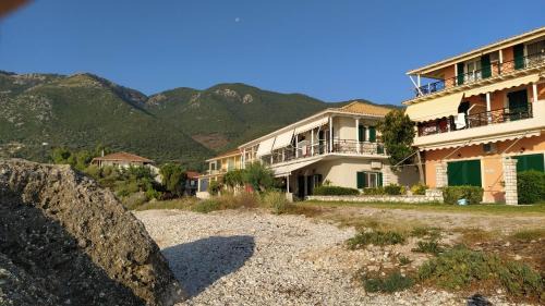 Nikiana Apartment | Maresol Lefkada