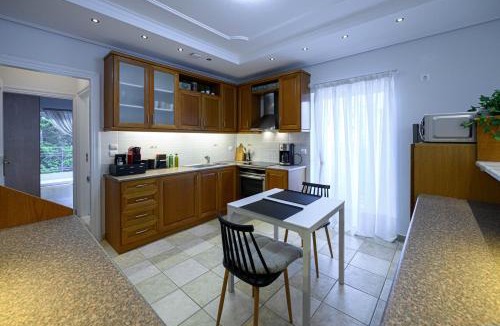 Kalamata Marina Apartment | Marine Luxury Apartment Kalamata