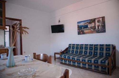 Koroni Apartment | Maxis apartment 2