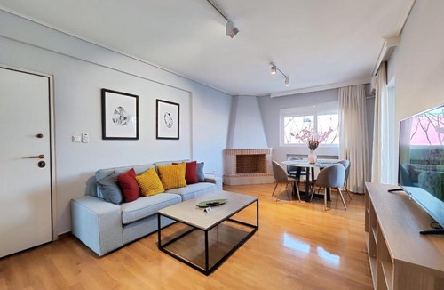 Amarousion Apartment | Menelaou by Verde Apartments