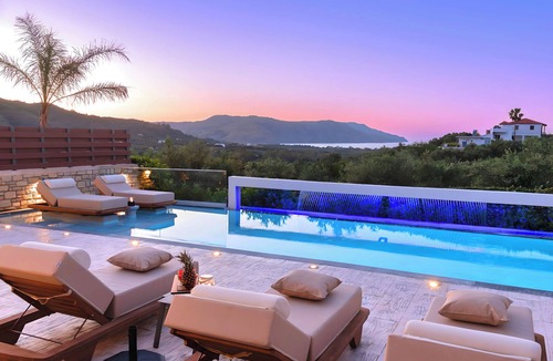 Georgioupolis Villa | Minoas Maxima Villa | 2 Heated Pools | 18 guests