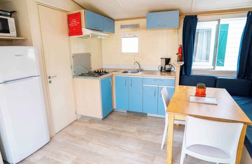 Sami House | Mobilehome with air conditioning, terrace and pool
