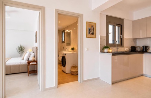 Kalamata Marina Apartment | Modern Minimal Apartment at Kalamata Marina