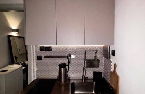 New Kypseli Apartment | Modern One-Bedroom Apartment in Kypseli - 1000 Mbps Fiber Wi-Fi