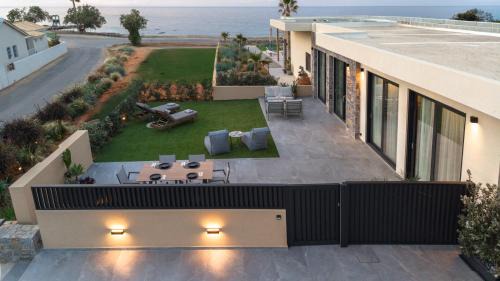 Agkisaras House | NAEMA Seafront Living 2BR Suite