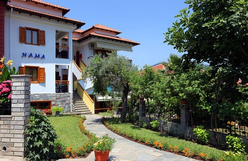 Chrisi Akti House | Nama