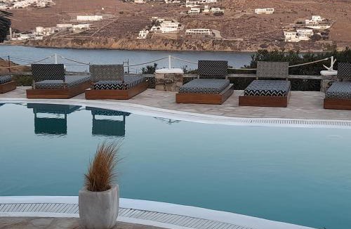 Kanalia Apartment | Navy Blue Suites
