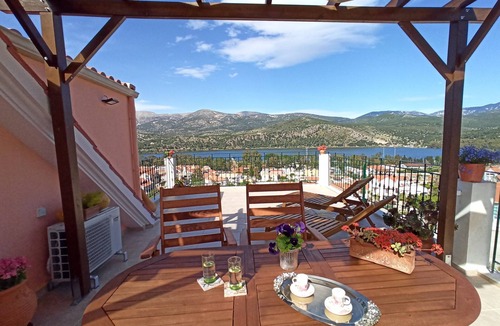 Argostoli Town Apartment | Nefeli seaview apartment in awesome Argostoli with 35 sqm seaview private patio