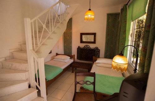 Bouka House | Nicolas Village Club