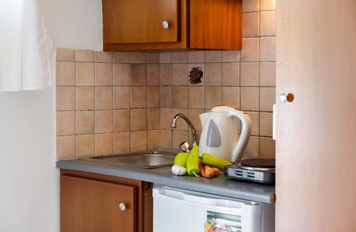 Nikiana Apartment | Nikiana Club - Studio 3 Apartment with Sea View & Wi-Fi