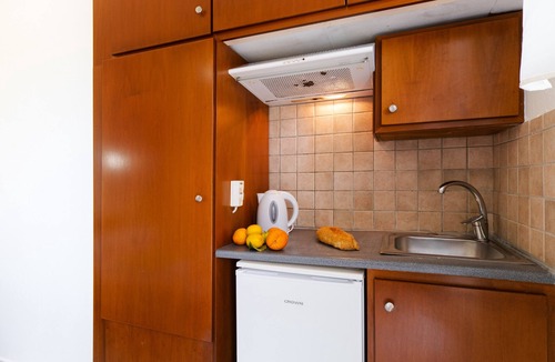 Nikiana Apartment | Nikiana Club - Studio 4 Apartment with Sea View & Wi-Fi