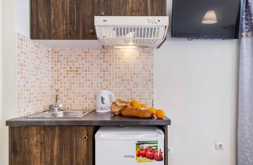 Nikiana Apartment | Nikiana Club Studio 6 with Mountain View & Wi-Fi