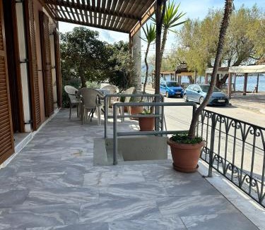 Petra Apartment | Nikos Holidays Apartment 1