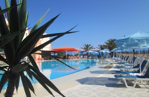 Roda Apartment | Ninos On The Beach Hotel
