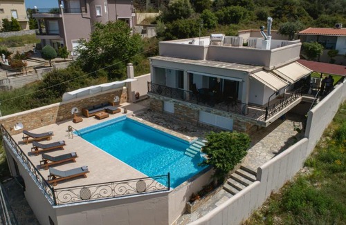 Volos Apartment | NisoVillas