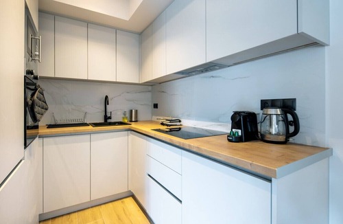 Petralona Apartment | Nova 1-Bedroom Apartment in Athens