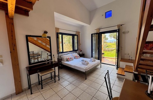Akrotiri House | Olea bungalows