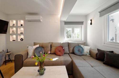 Petriti House | Olea Luxury Apartment