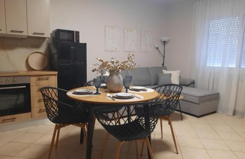 Nea Moudania Apartment | Olena Apartment