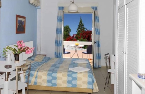 Platanes Apartment | Oliv Apartments Antigoni studio