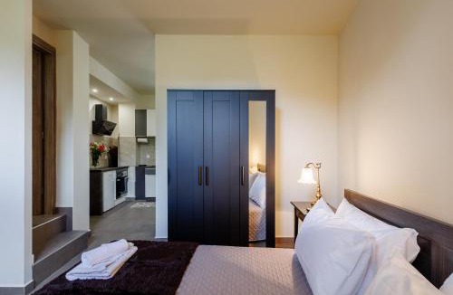 Anatolikos Sinikismos Apartment | Olive and Sea Suites