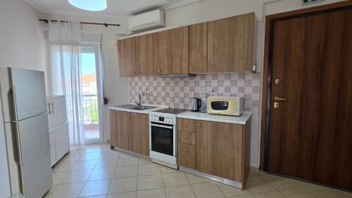 Nea Moudania Apartment | Olive Breeze Apartment by Golden Host
