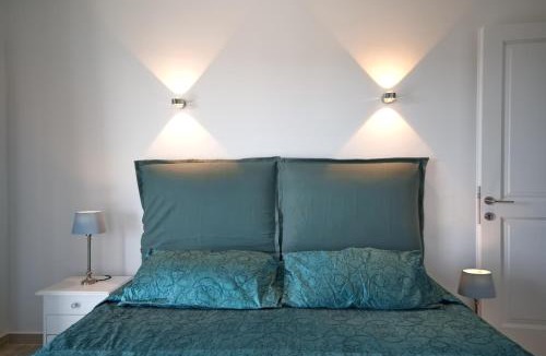 Alonnisos Old Town Villa | Olive Tree House