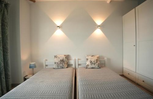 Alonnisos Old Town Villa | Olive Tree House