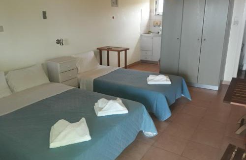 Mavrovouni Apartment | olivensun studio 9 3rd floor