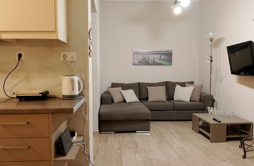 Athens Apartment | Patisia Metro Station 2 bdrm apartment by MPS