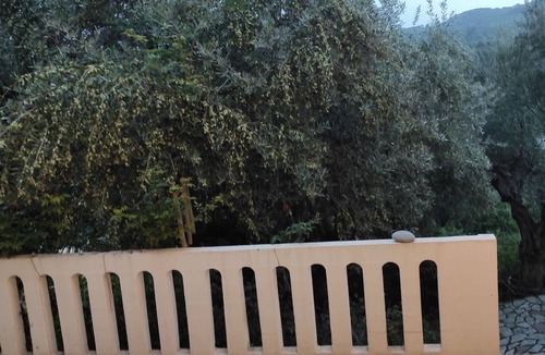 Platanias House | Peaceful house Loutraki village