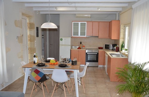 Agia Villa | Peacefully Villa beside beside the green Valley of Platanias