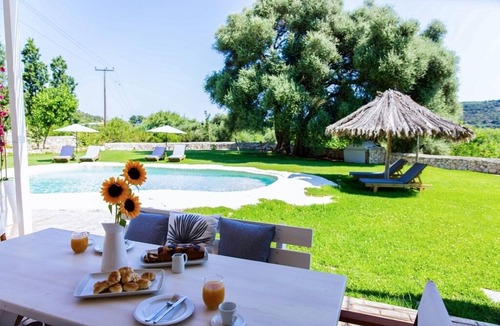 Agia Villa | Peacefully Villa beside beside the green Valley of Platanias