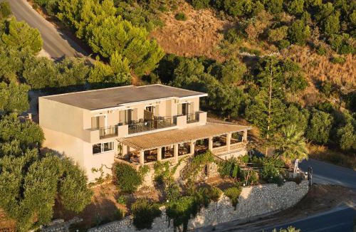 Elation Apartment | Pelagaki Sunrise Apartments