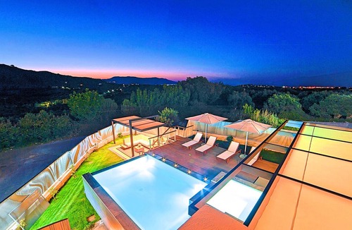 Kavallos Villa | Perla Villas with 2 Heated Pools