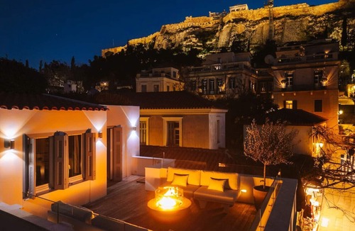 Plaka House | Plaka Villa Epic Acropolis Views