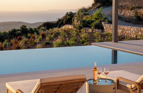 Paros Villa | Plastires villas: 3bd Infinity Pool Villa
